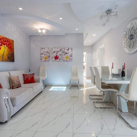 Apartment In Saranda Kültér fotó
