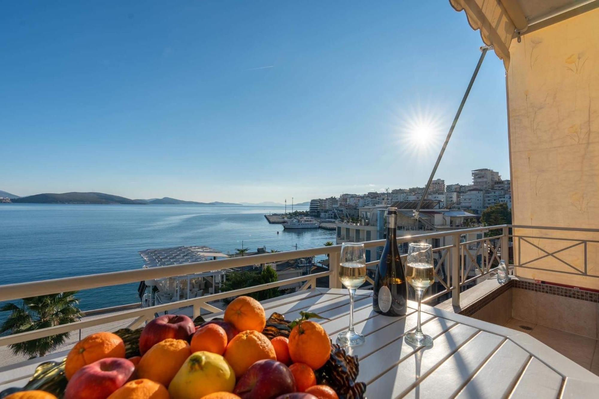 Apartment In Saranda Kültér fotó