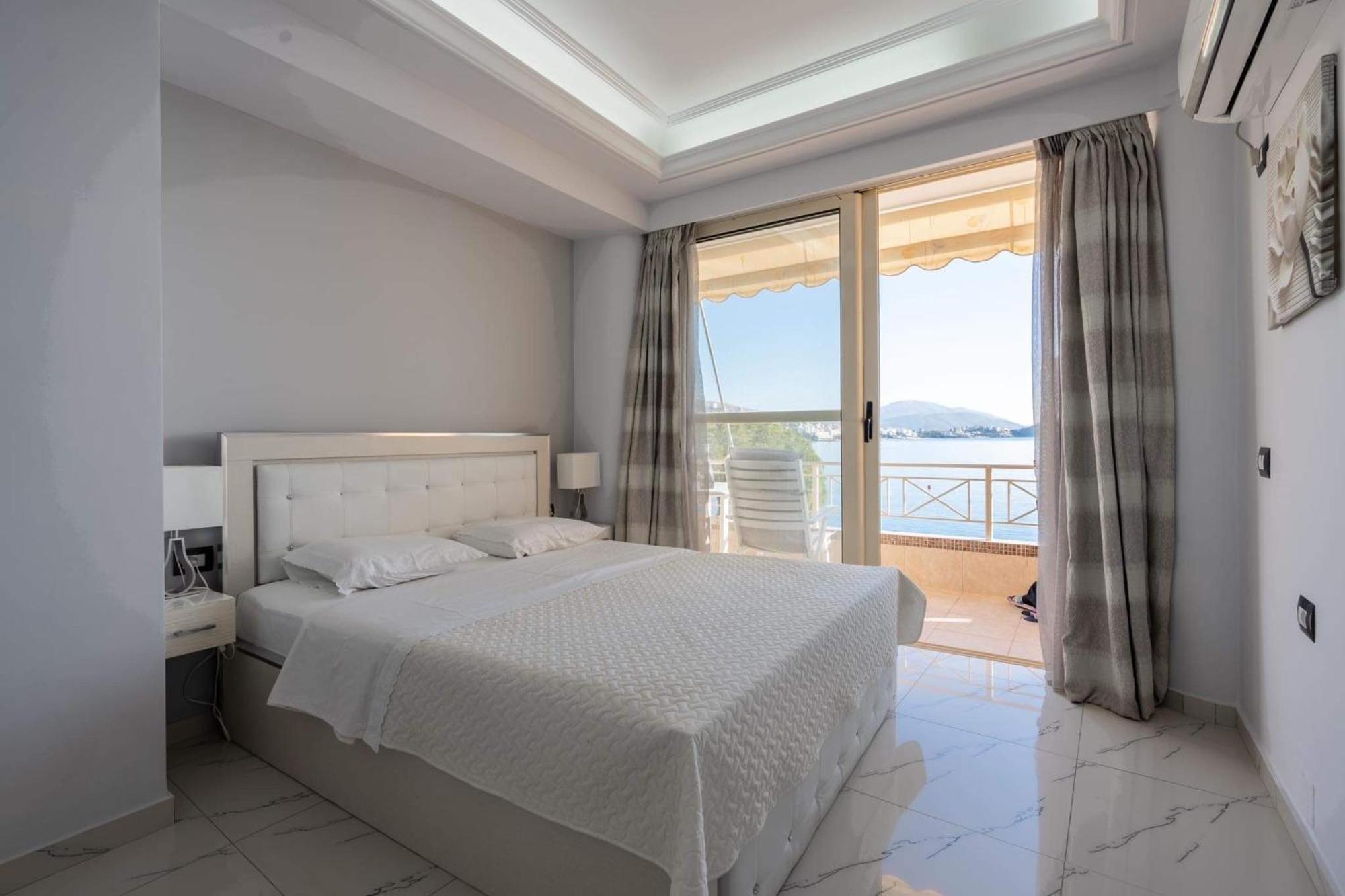 Apartment In Saranda Kültér fotó