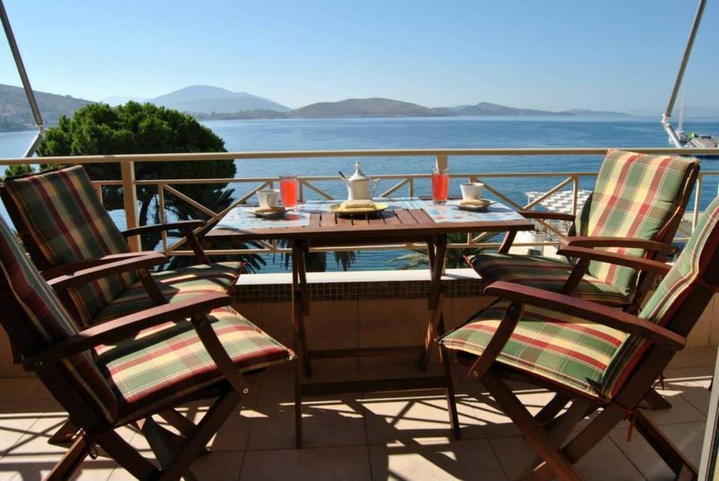 Apartment In Saranda Kültér fotó